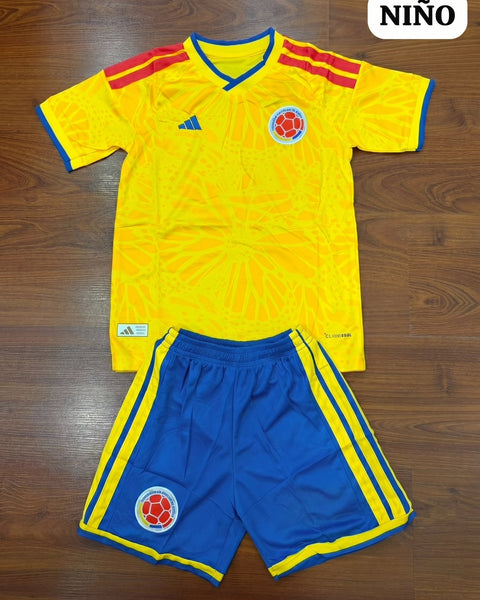Conjunto de camiseta y pantalón corto de la Selección de Colombia para niños